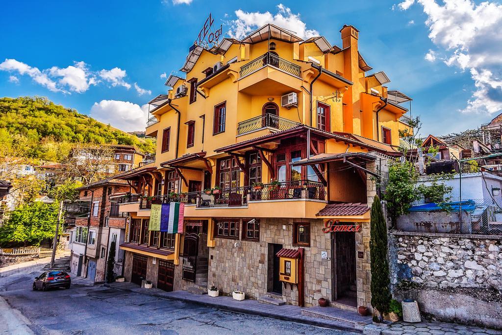 Family Hotel Ogi Asenovgrad Exterior foto